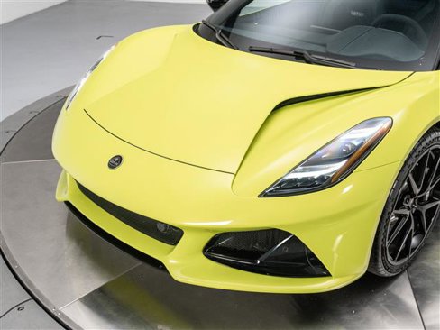 New 2025 Lotus Emira image 10