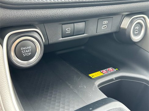 Used 2025 Toyota Grand Highlander FWD image 31