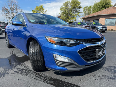 Used 2023 Chevrolet Malibu RS image 3