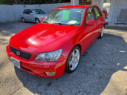 Used 2005 Lexus IS 300 image 1