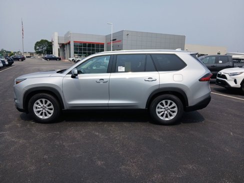 New 2025 Toyota Grand Highlander FWD image 4