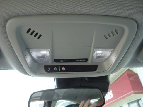 Used 2022 Chevrolet Malibu LT image 8