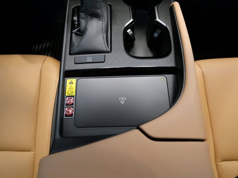 Certified 2025 Lexus ES 350 w/ Premium Package image 28