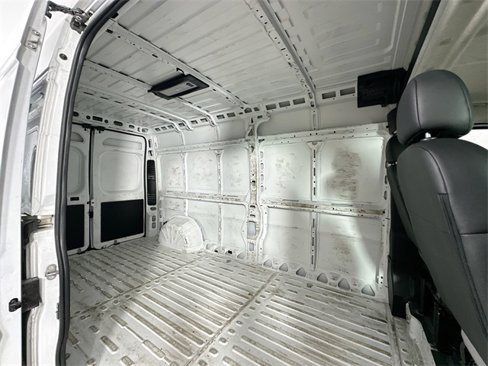 Used 2025 RAM ProMaster 2500 w/ Convenience Group image 18