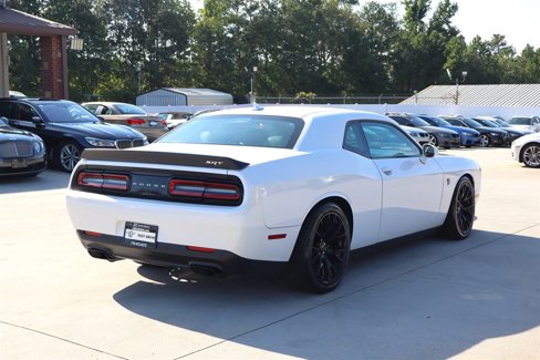 Used 2016 Dodge Challenger SRT Hellcat image 7