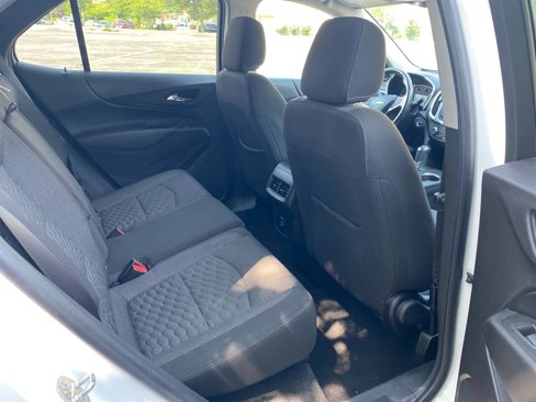 Used 2019 Chevrolet Equinox LT image 19