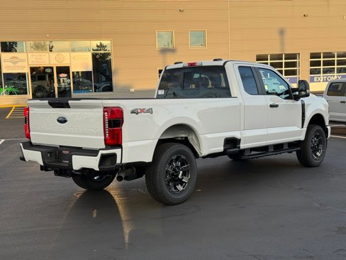 New 2026 Ford F350 4x4 SuperCab Super Duty image 6