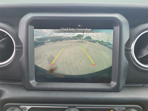 Used 2022 Jeep Wrangler Unlimited Sahara image 24