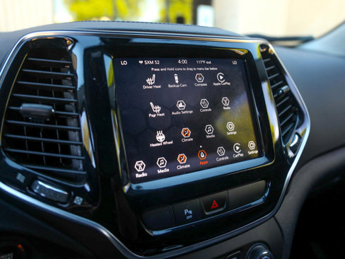 Used 2020 Jeep Cherokee Limited image 37