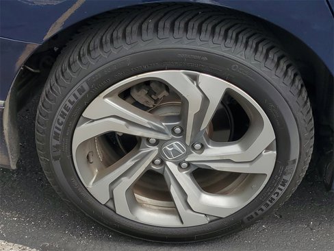 Used 2020 Honda Accord EX image 4