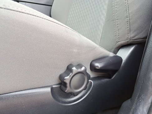 Used 2022 Toyota Tacoma SR image 14
