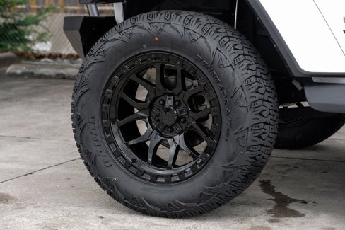 Used 2022 Jeep Wrangler Unlimited Sahara w/ Cold Weather Group image 65