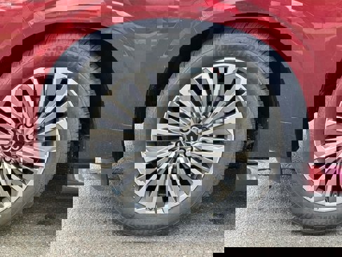 New 2025 INFINITI QX80 Luxe image 10
