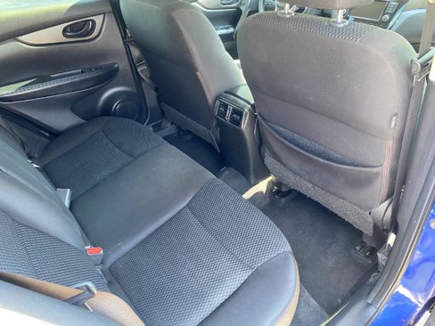 Used 2019 Nissan Rogue Sport S image 11