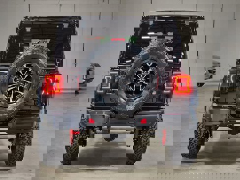 Used 2024 Jeep Wrangler Unlimited Rubicon image 10