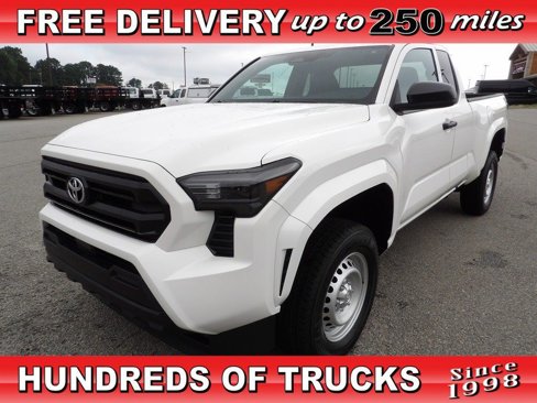 Used 2024 Toyota Tacoma SR image 1