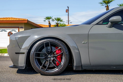 Used 2018 Dodge Challenger SRT Hellcat image 4