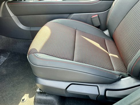 New 2026 Nissan Kicks SR image 22
