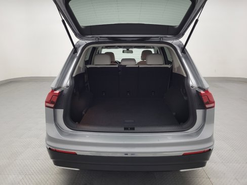 Used 2021 Volkswagen Tiguan SEL image 29