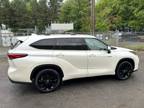 Used 2020 Toyota Highlander Limited image 4