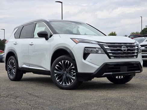 New 2026 Nissan Rogue Platinum image 2