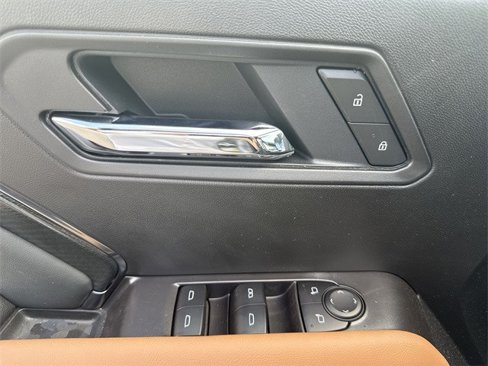 New 2025 GMC Canyon AT4 w/ Nightfall Edition image 13