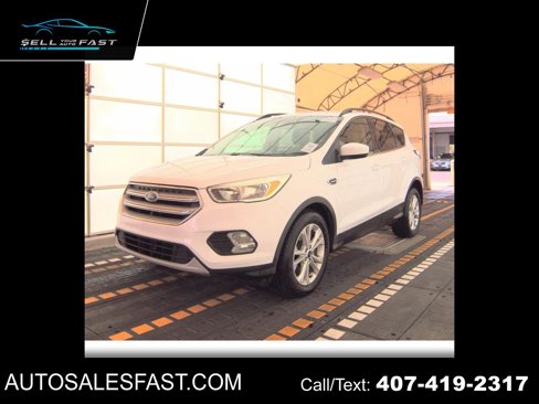 Used 2018 Ford Escape SE image 1