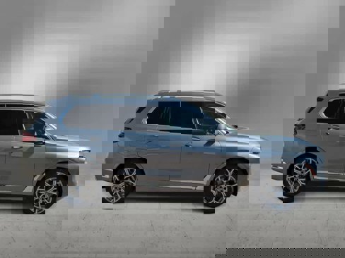 New 2026 BMW X7 xDrive40i w/ Executive Package image 9