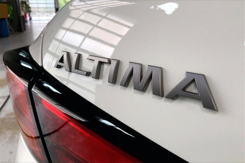 Certified 2024 Nissan Altima 2.5 SR w/ SR Premium Package image 30