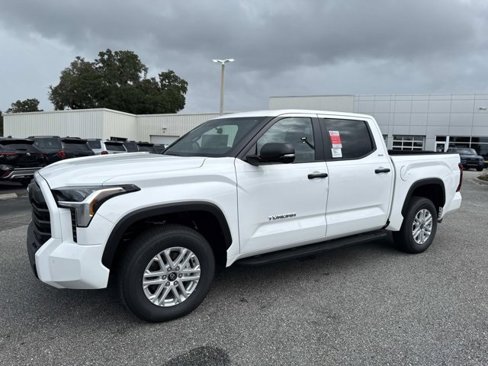 New 2026 Toyota Tundra SR5 w/ SR5 Convenience Package image 5