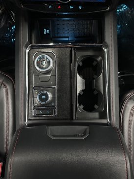 Used 2024 Ford Expedition Limited image 24