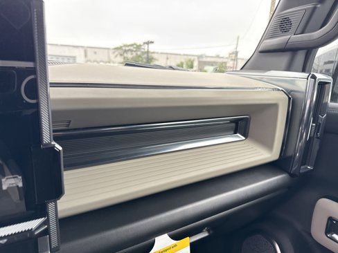 New 2026 GMC Hummer EV SUV image 17