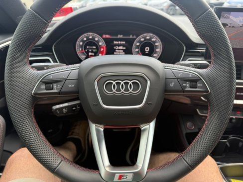 Used 2025 Audi S5 Premium Plus image 13