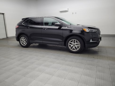 Used 2023 Ford Edge SEL image 11