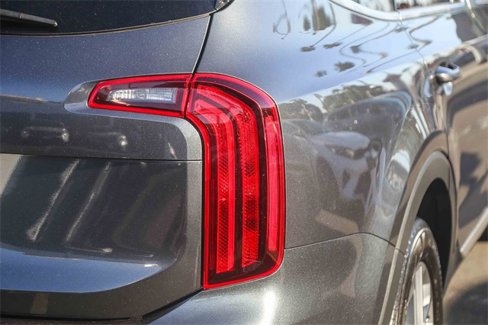 Used 2024 Kia Telluride LX image 11