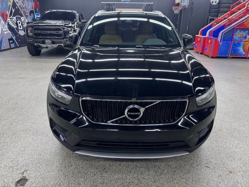 Used 2019 Volvo XC40 T5 Momentum image 8