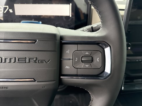New 2026 GMC Hummer EV 4x4 Crew Cab image 12