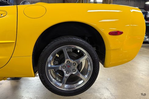 Used 2002 Chevrolet Corvette Convertible w/ Preferred Equipment Group2 image 93
