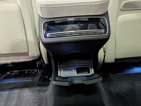 New 2026 Mercedes-Benz GLS 580 4MATIC image 21