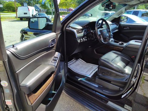 Used 2018 Chevrolet Suburban LT image 11