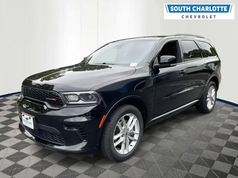 Used 2024 Dodge Durango GT image 3