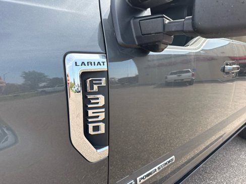 Used 2018 Ford F350 Lariat w/ Tow Technology Bundle image 10
