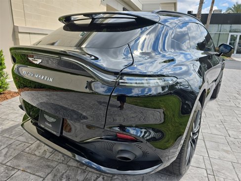 Used 2023 Aston Martin DBX image 8