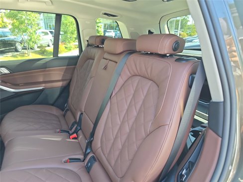 New 2026 BMW X7 xDrive40i image 16
