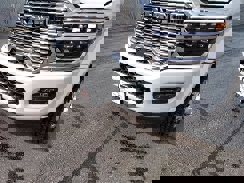 New 2026 RAM 5500 4x4 Crew Cab image 13