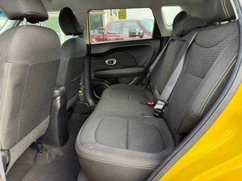 Used 2014 Kia Soul + image 23
