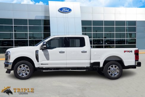 New 2026 Ford F250 Lariat w/ Chrome Package image 3