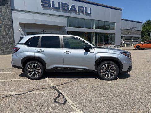 New 2025 Subaru Forester Touring image 2