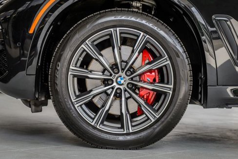 Used 2022 BMW X5 xDrive40i w/ M Sport Package image 13