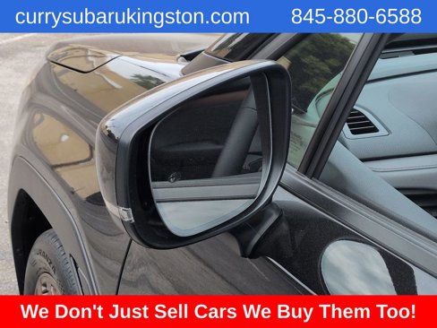 Used 2025 Subaru Forester Sport image 11